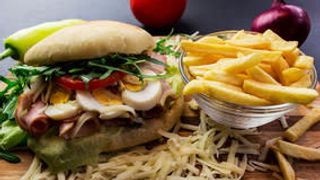 Specijal sendvič pečenica