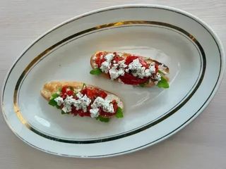 БРУСКЕТА З ПЕЧЕНИМ ПЕРЦЕМ (120g)