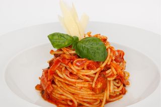 Spaghete Milaneze