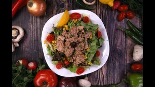 Зелена салата с риба тон (400г)