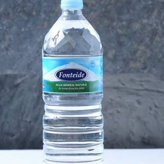 Botella agua 2L 
