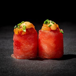 140. Gio maguro  2 pezzi