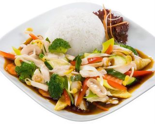 18. Kurczak chop suey