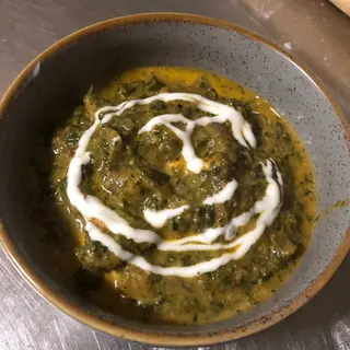Saag Chicken