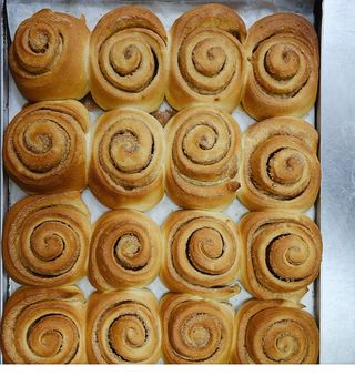 Cinnamon rolls