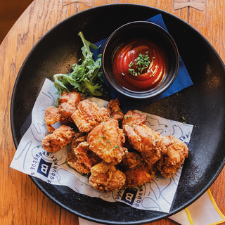 Pollo frito crujiente