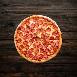 Pizza Pepperoni (M)