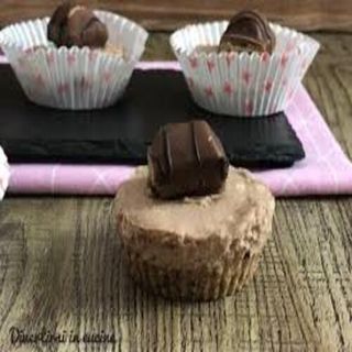 Cheesecake Monoporzione Media con Kinder Bueno e Smarties
