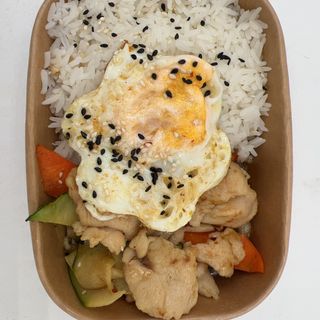 Curry  Chicken 咖喱鸡