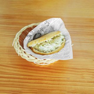 Arepa De Reina Pepiada