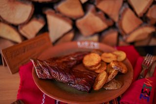 Dimljeni svinjski vrat