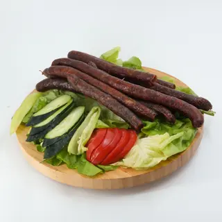 Roštilj kobasica 1kg + Gratis salata