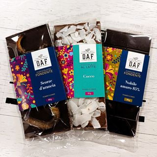 Tris di cioccolata, amara , cocco e scorze arancia