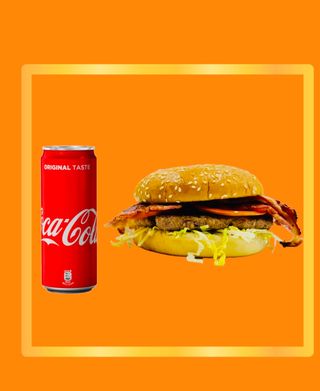 Hamburger bacon e bibita in omaggio