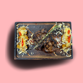 Стейк Бурьонка Нью-Йорк під Сирним соусом (360г)