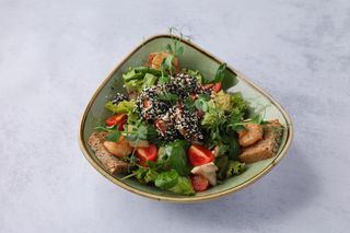 Salata sa tunom i gamborima