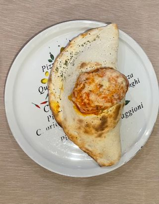 Pizza Calzone