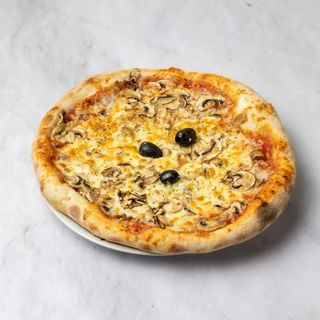 Pizza Capricciosa 32cm & Pepsi 0.33l