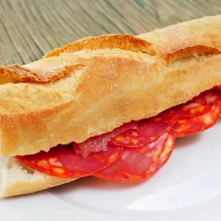 Bocadillo chorizo picante