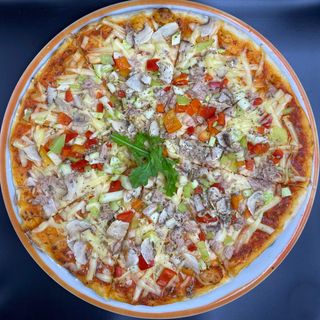 Posna pizza sa povrćem i tunjevinom