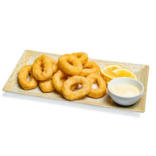 Calamar pane cu sos aioli