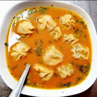 Veg Soup MoMo 10 Pcs