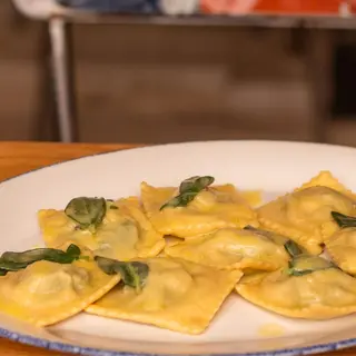 Spinach & Ricotta Ravioli