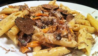 Penne Carne E Tartufo