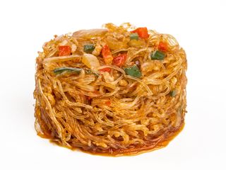 142 Spaghetti di soia con carne piccante