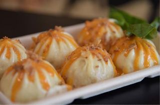 Bao de pollo con salsa curry (6 uds.)