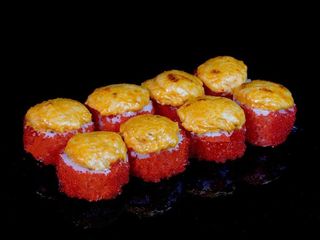 Uramaki zapiekane z krewetkami 8 szt.