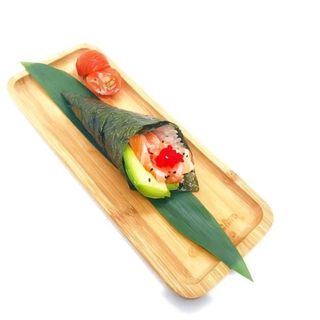 Temaki salmón