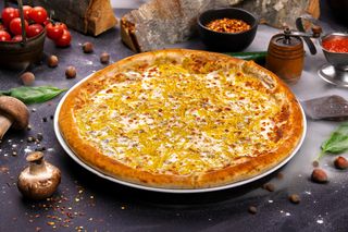 COMBO PIZZA QUATTRO FORMAGI + 1 PEPSI DOZA 250 ml