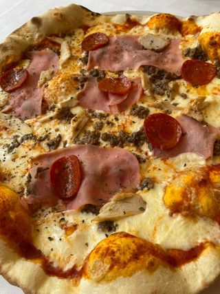 Pizza Quatro Carni