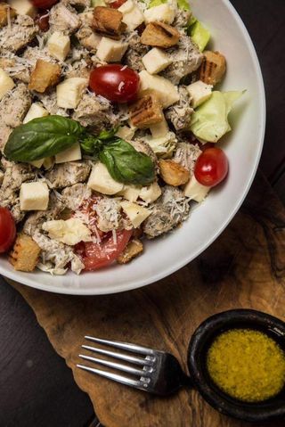 Salade poulet grillé