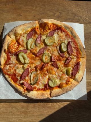 Піца Баварська (460г)