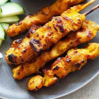 224. Prato Satay