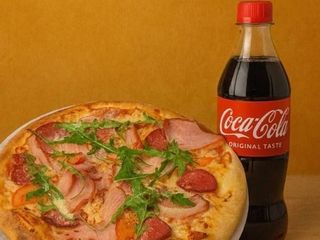ПІЦА ТРИ М'ЯСА + КОКА КОЛА