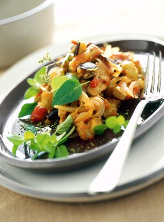 Carne di maiale saltato con melanzane