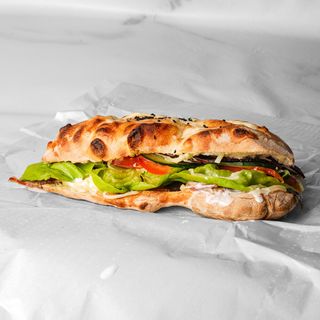 Sendvič pilećI file na kockice