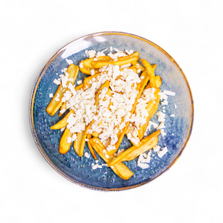 Cartofi prăjiți cu brânză rasă