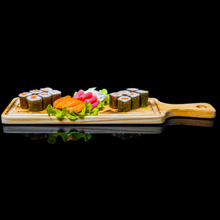 A14. Combo de Maki & Sashimi (24 unidades)