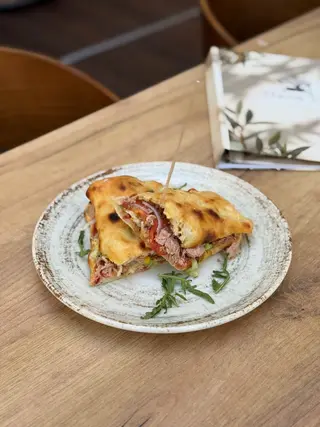 Tuna sendvič posno