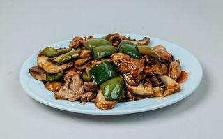 186. Свинско с чушки