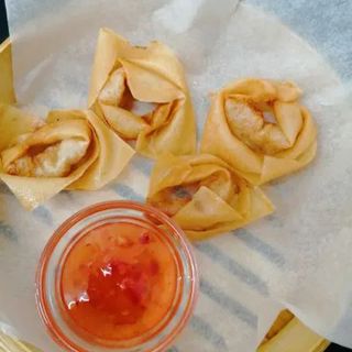 A02 Hun tun fatto a mano