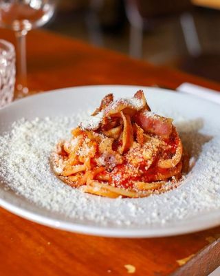 bucatini alla amatriciana