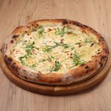 Піца Quattro formaggі (620г)