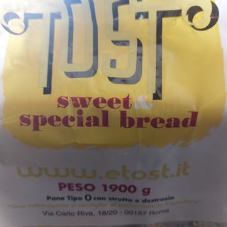 Toast con prosciutto Cctto e formaggio