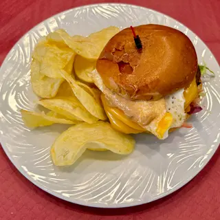 Hamburguesa 200 G. de Ternera de angus completa
