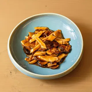 263 Funghi e Bambù saltati
